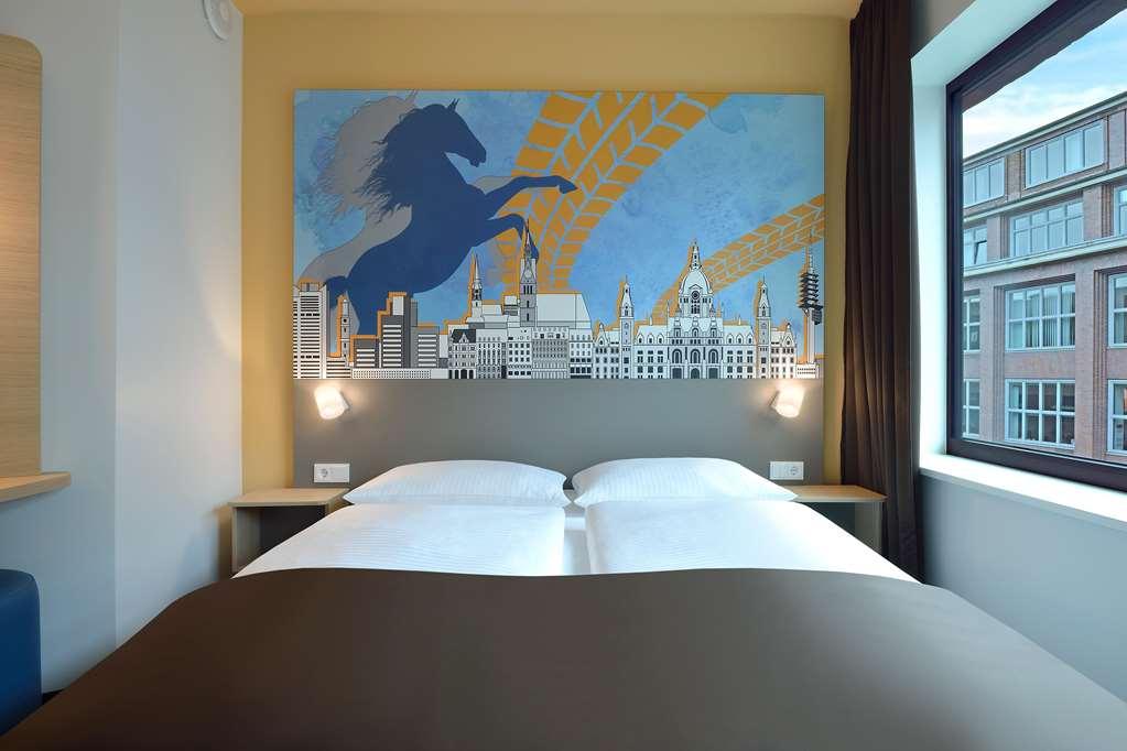 B&B Hotel Hannover-City Room photo